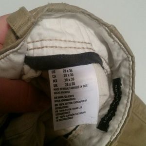 Men's American Eagle khaki shorts